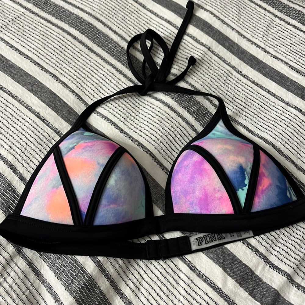Brand 🆕 Pink Bikini Top👙